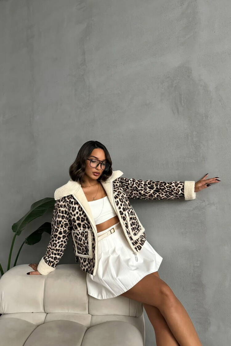 Leopard Patterned Plush Coat