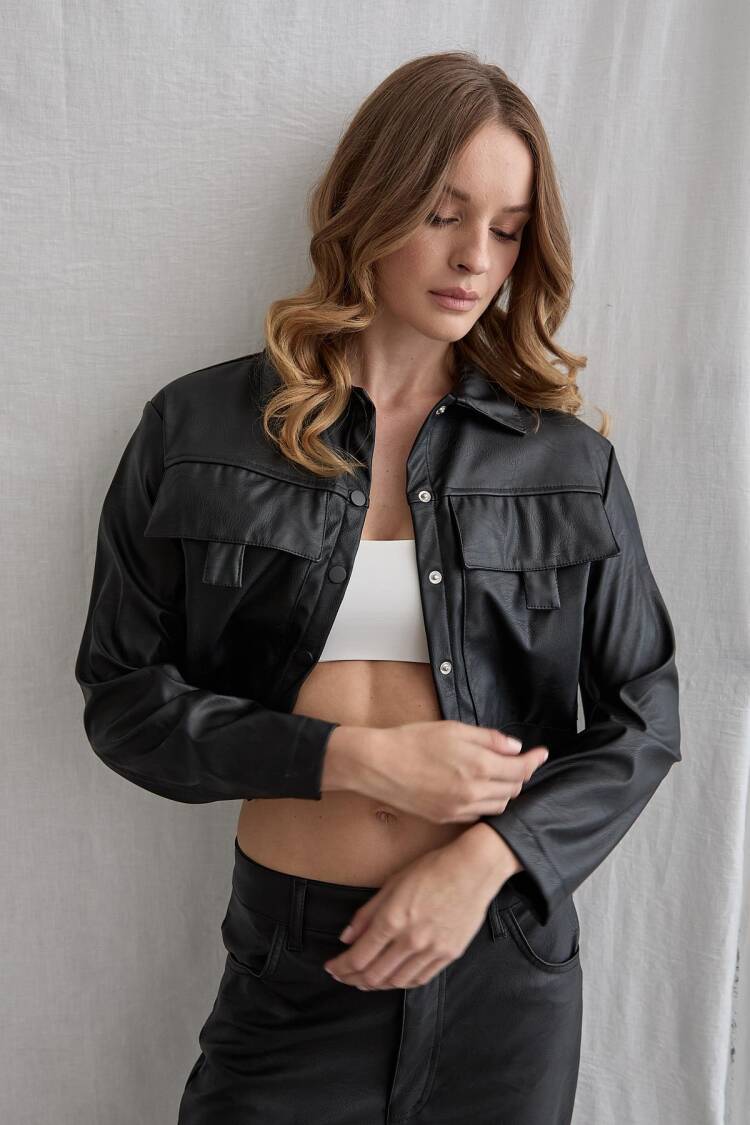 Snap Detailed Long Sleeve Leather Coat Black