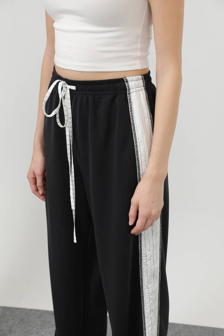 Women's Stripe Garnished Pants