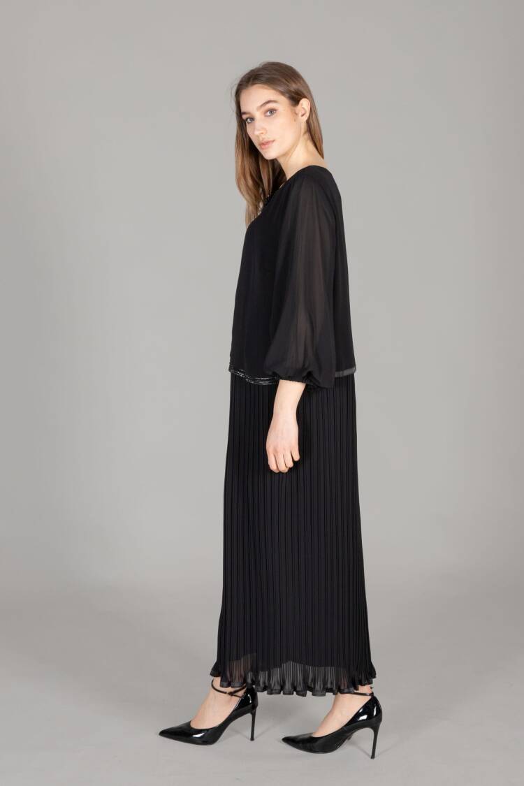 Round Neck Embroidered Chiffon Dress