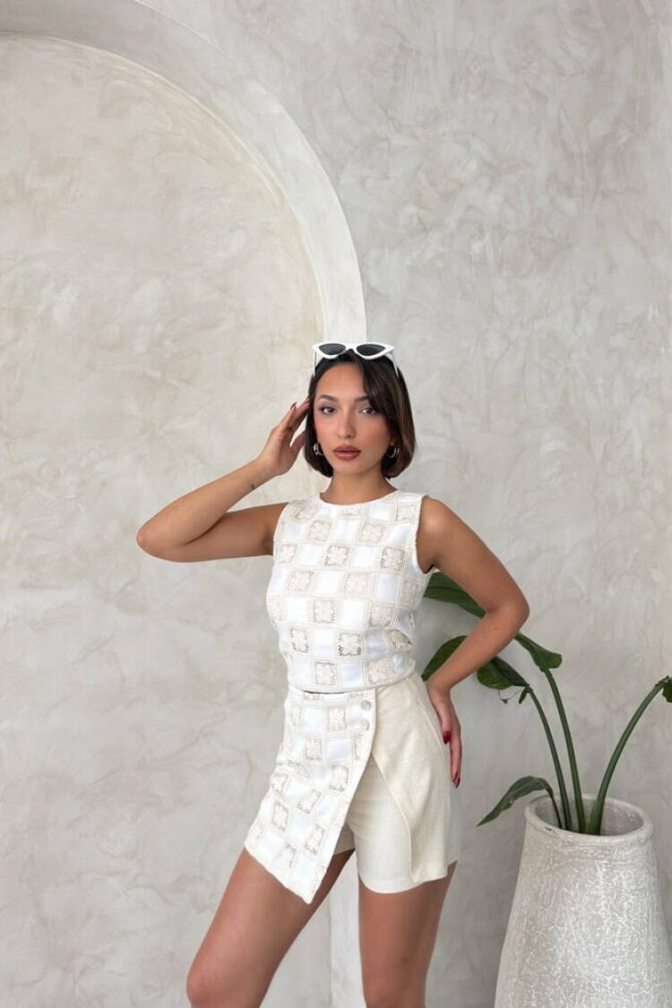 Lace Detailed Square Pattern Shorts Skirt - Stone