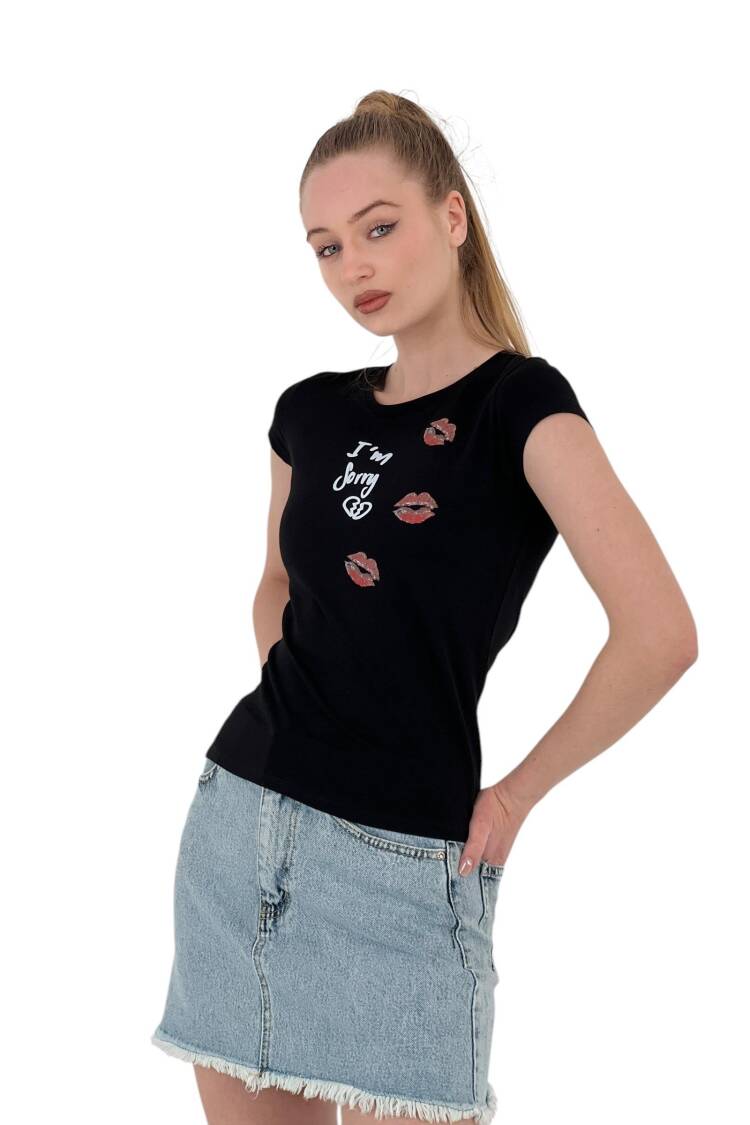 Kiss Printed Short Sleeve Skinny White T-Shirt - MISS POEM - Globality Store - Women Clothes Wholesale Turkey