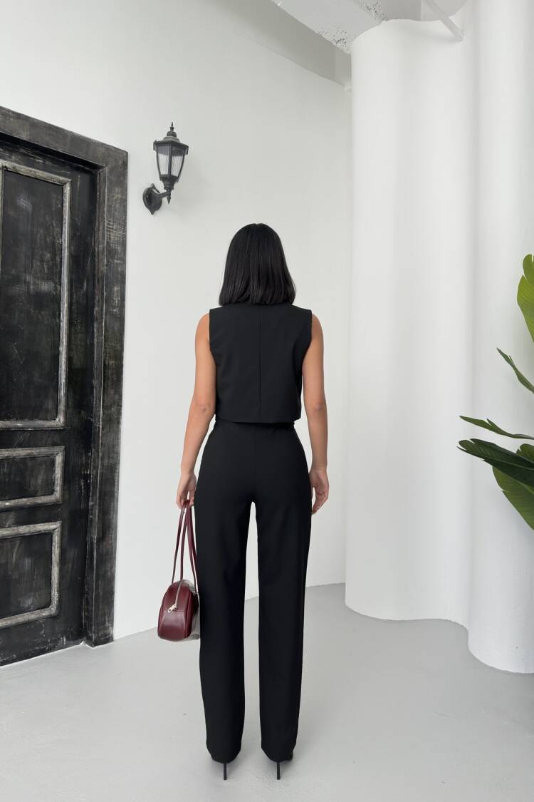 Zero Arm Suit