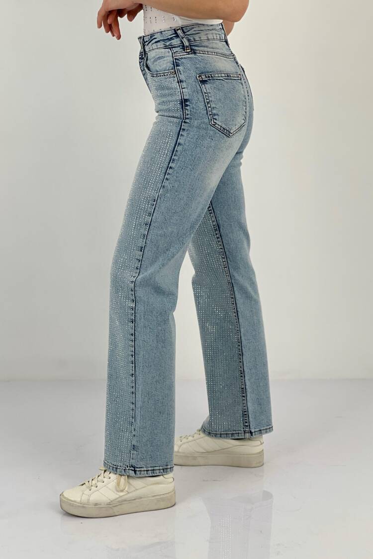 Lycra White Leg Denim A Blue/L Blue Full Stone Make.