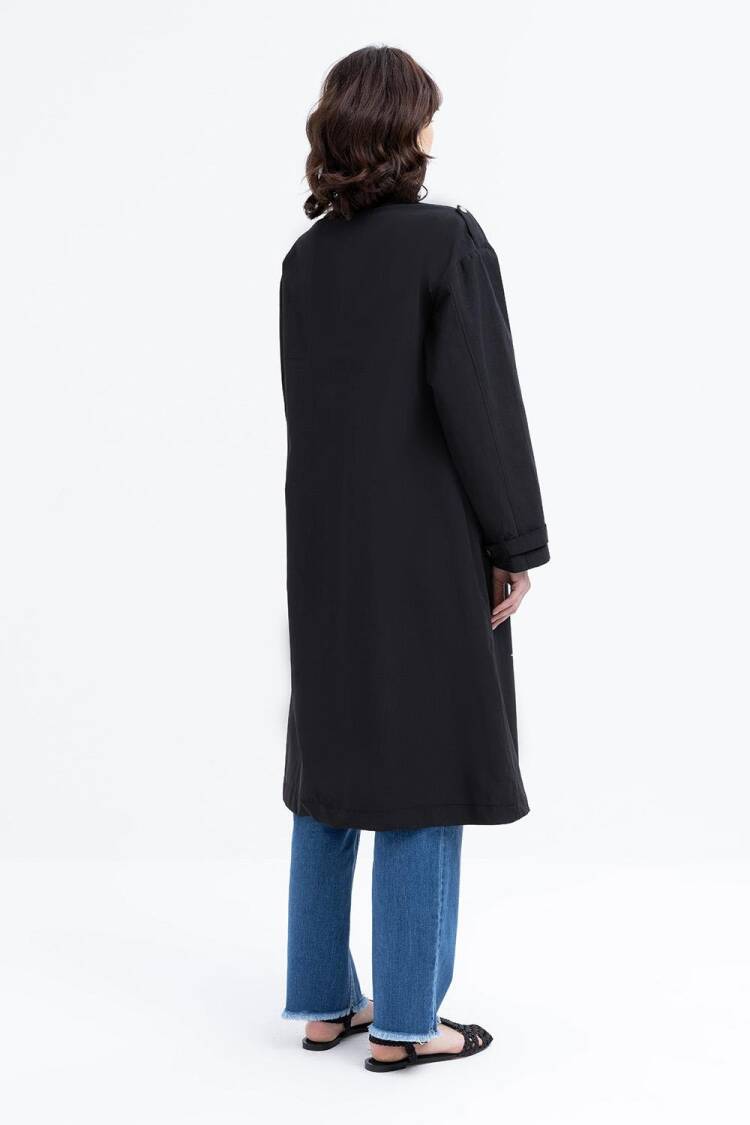Windbreaker Trench Coat With Pockets