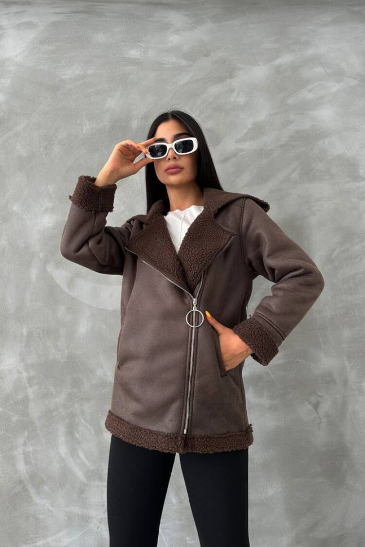 Zippered Leather Coat With Fur Collar