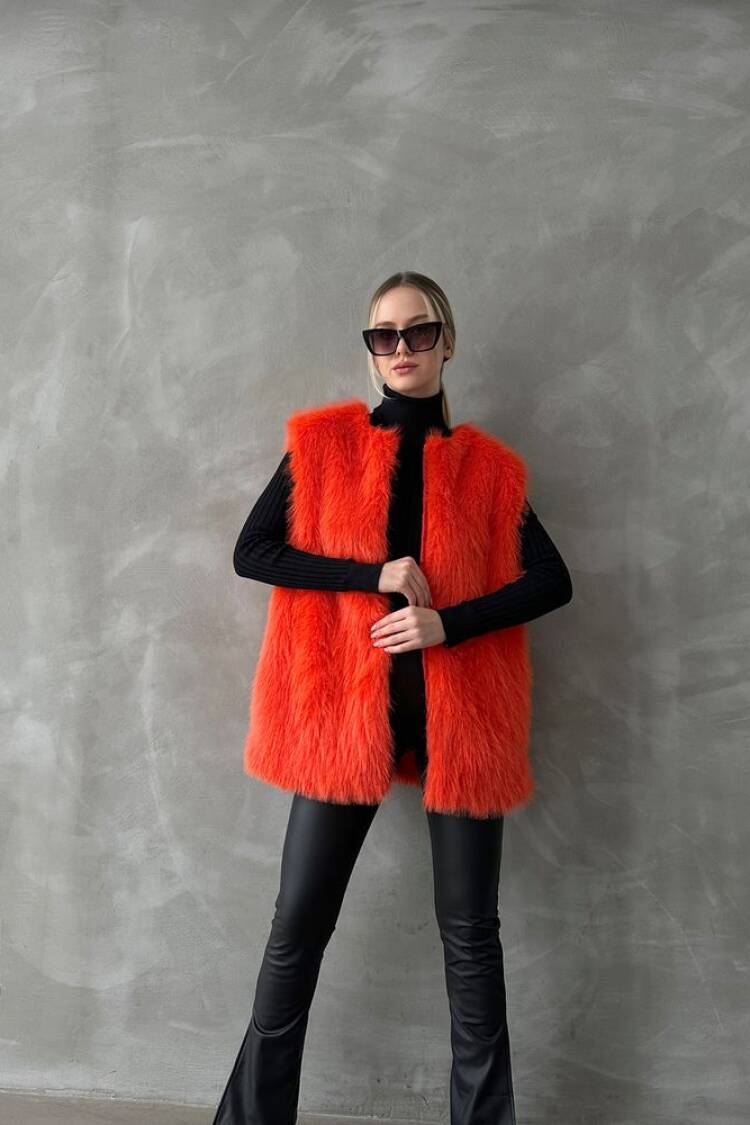 Oranj F 1567 Feather Vest