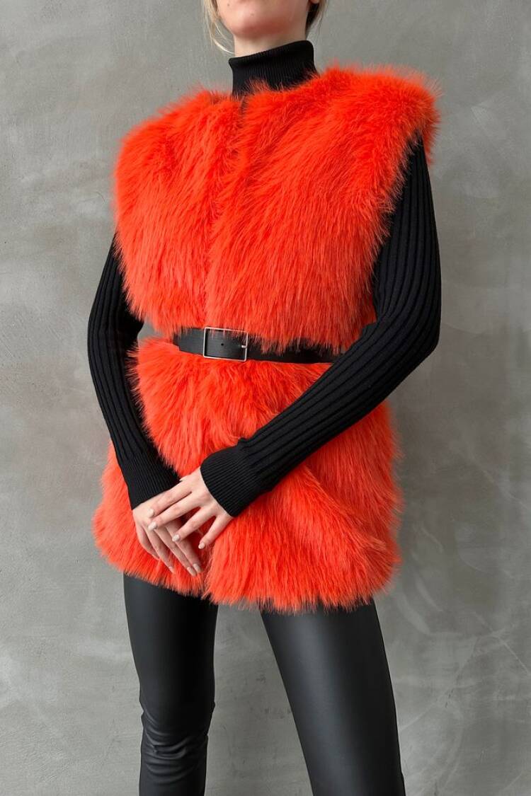 Oranj F 1567 Feather Vest