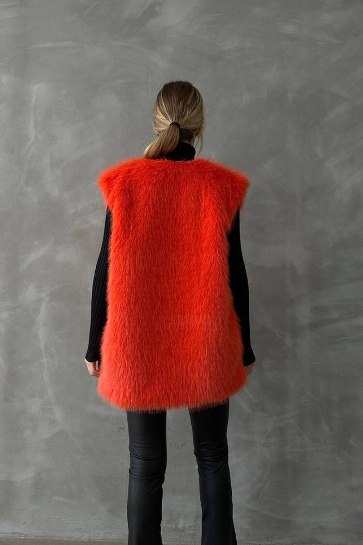 Oranj F 1567 Feather Vest