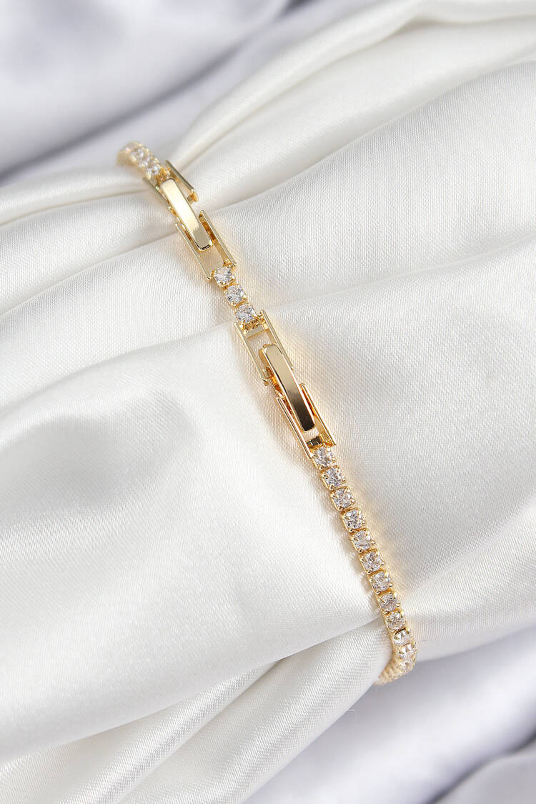 Brass Zircon Stone Infinity Heart Model Gold Color Women's Bracelet
