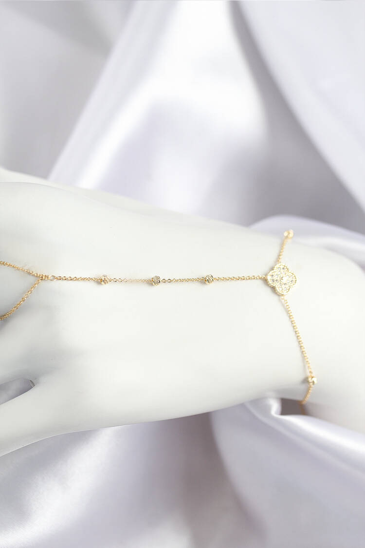 Brass Zircon Stone Clover Model Gold Color Shahmeran - Brand: Ebijuteri - Women & Kids, Baby Clothes Wholesale - Globality Store