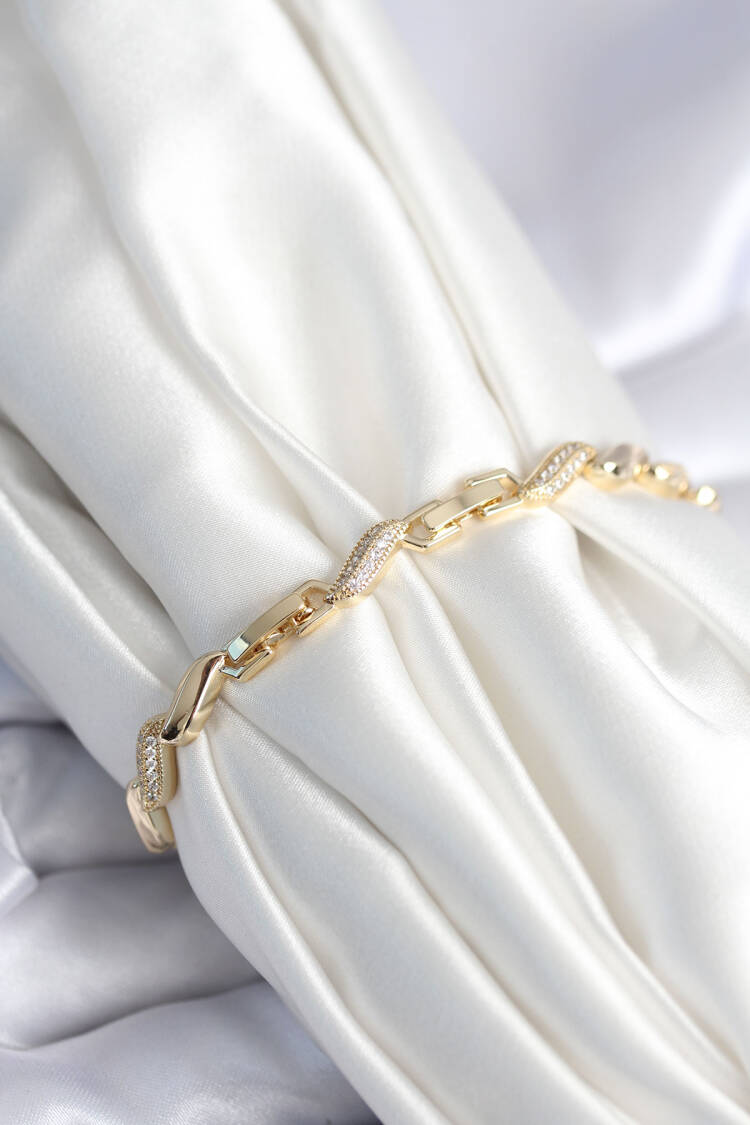 Brass Gold Color Zircon Stone Spiral Pattern Women Bracelet