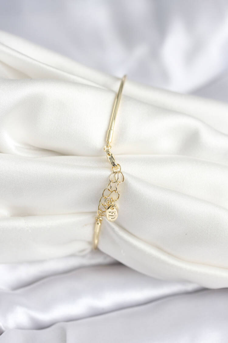 Gold Color Brass Women's Bracelet With Star Figure