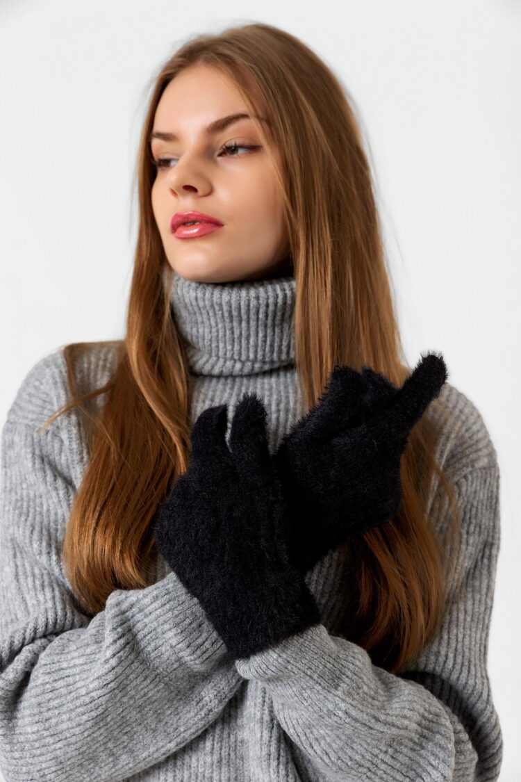 Furry Gloves