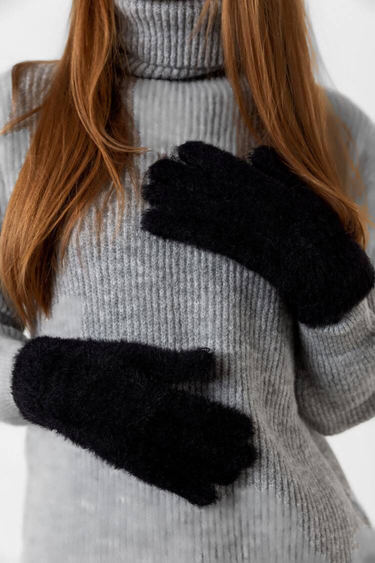 Furry Gloves